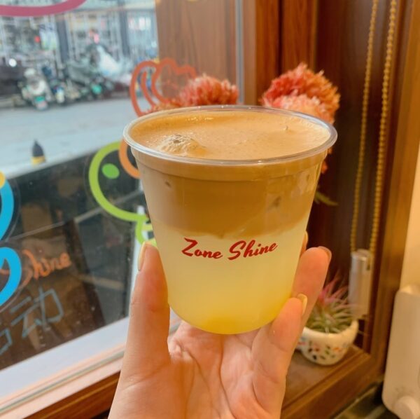 U-Shaped Plastic Milk Tea Cups (Bubble Tea Special)